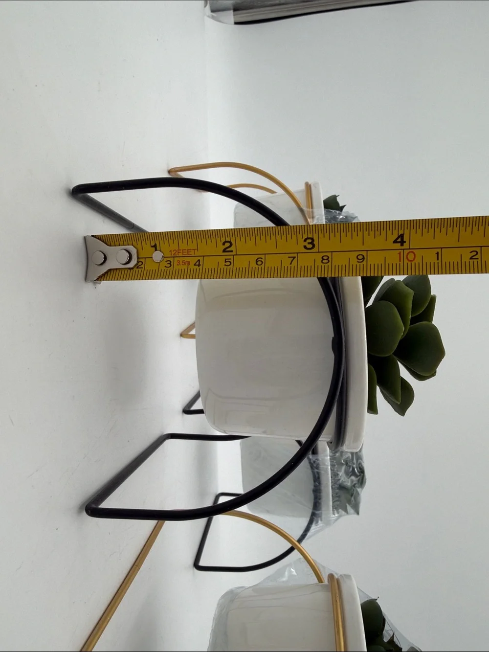 Set Of 4 White Ceramic Succulent Planter with Black and Gold Metal Stands